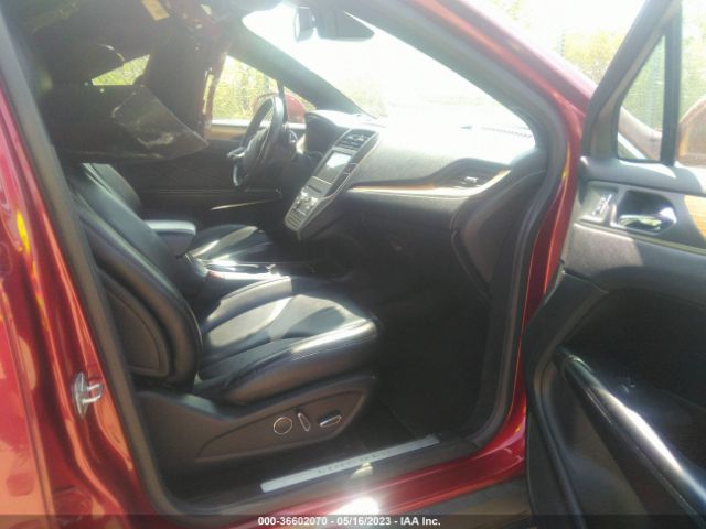 5LMCJ2D96GUJ30715 Lincoln MKC SELECT