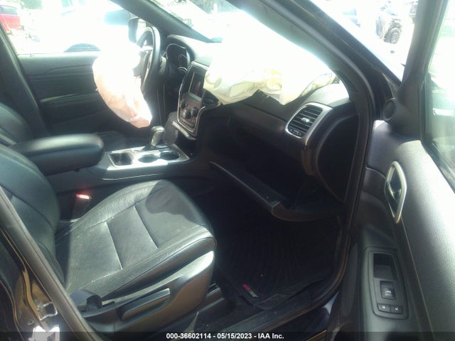 1C4RJEAG0JC124993 Jeep Grand Cherokee Laredo
