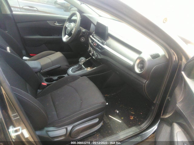 2021 KIA FORTE LXS VIN: 3KPF24AD8ME265498