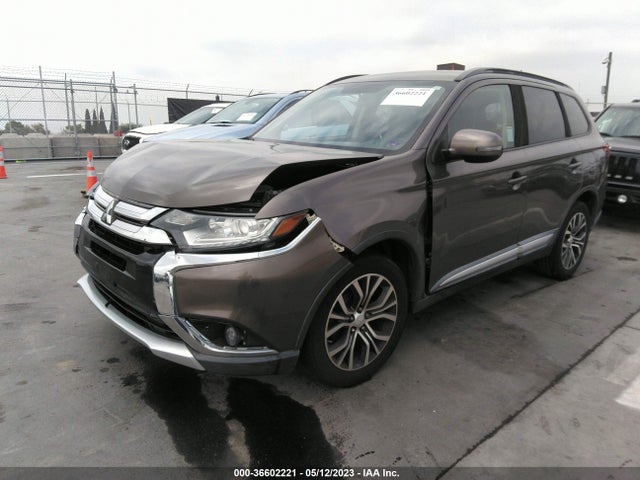 JA4AD3A3XGZ053260 Mitsubishi Outlander Se/sel