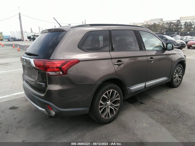 JA4AD3A3XGZ053260 Mitsubishi Outlander Se/sel