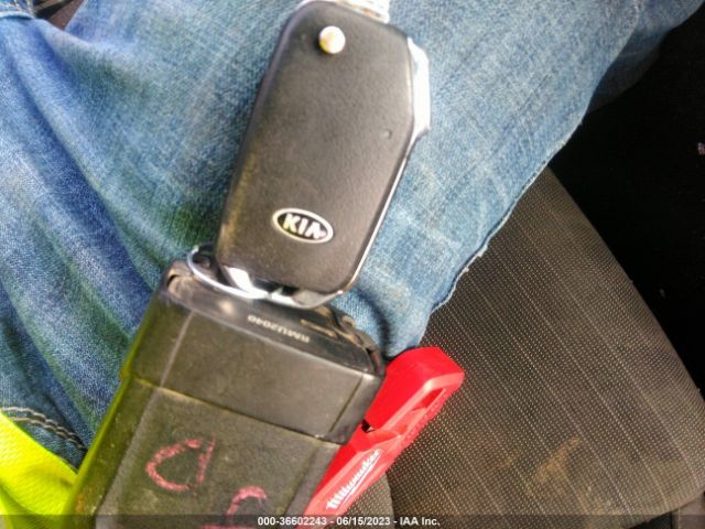 3KPF34AD4KE015377 KIA FORTE S