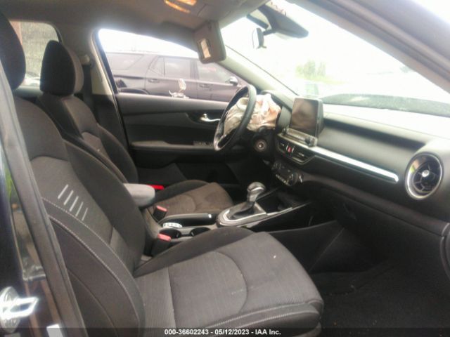 3KPF34AD4KE015377 KIA FORTE S