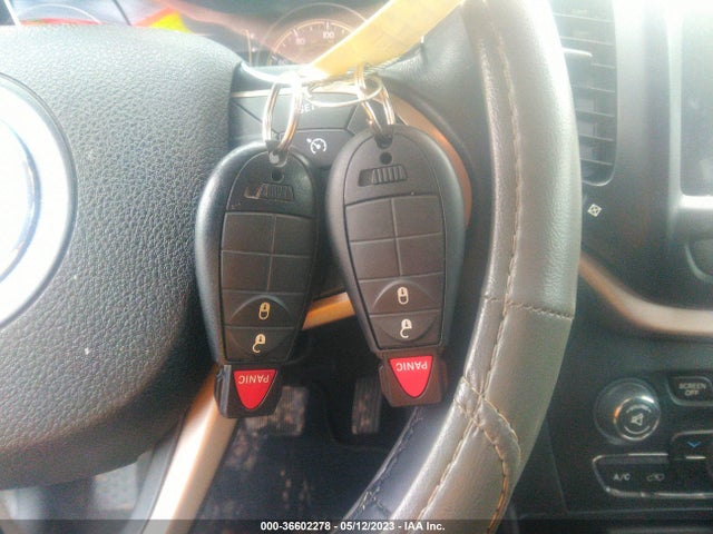 1C4PJLCB3HW650864 Jeep Cherokee Latitude