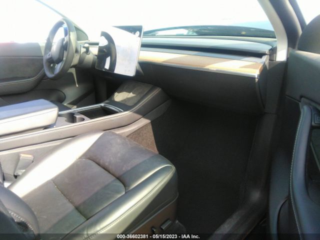 5YJYGDEE9MF272175 Tesla Model Y Long Range