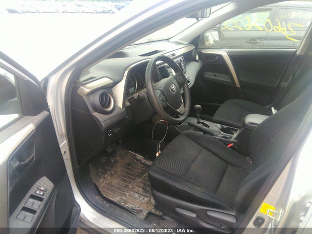 Toyota RAV4 LE 2015 2T3BFREVXFW267084 Image 6