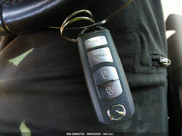 Mazda Mazda3 I Touring 2014 JM1BM1V70E1156257 Image 3