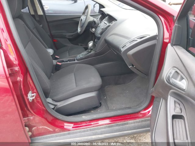 1FADP3F22HL244787 Ford FOCUS SE