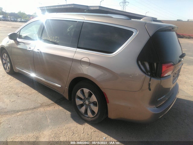 2018 Chrysler Pacifica Hybrid, VIN: 2C4RC1N7XJR159173