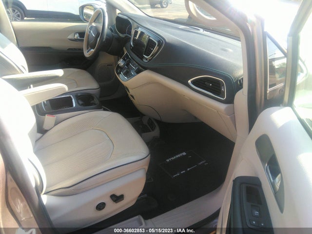 2018 Chrysler Pacifica Hybrid, VIN: 2C4RC1N7XJR159173