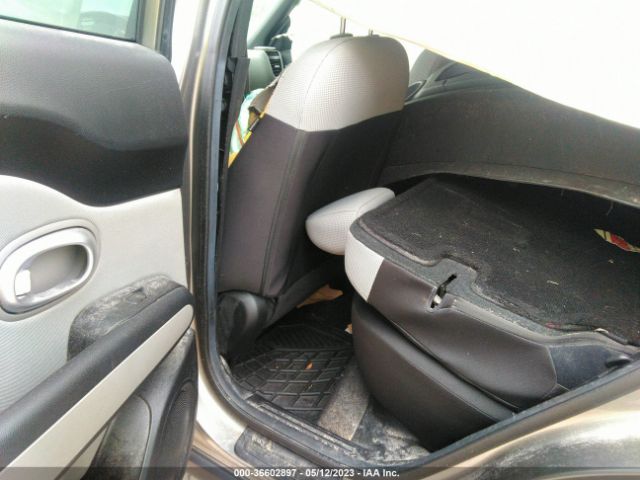 KNDJN2A20F7176726 KIA Soul Base