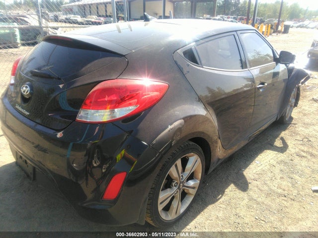 Hyundai VELOSTER 2016 KMHTC6ADXGU256797 Image 4