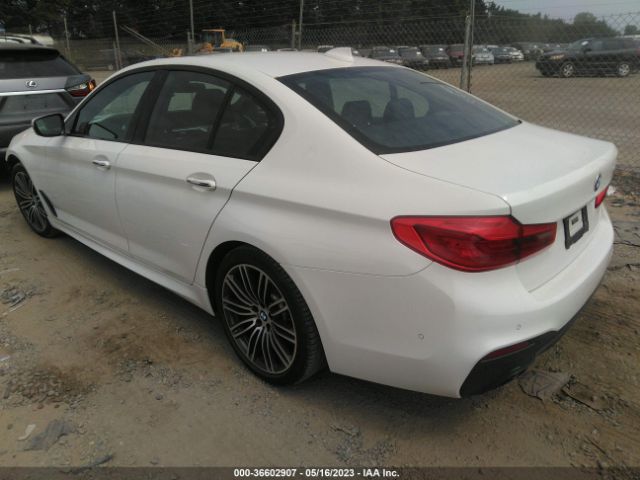 WBAJE5C3XHG478578 BMW 5 Series 540i
