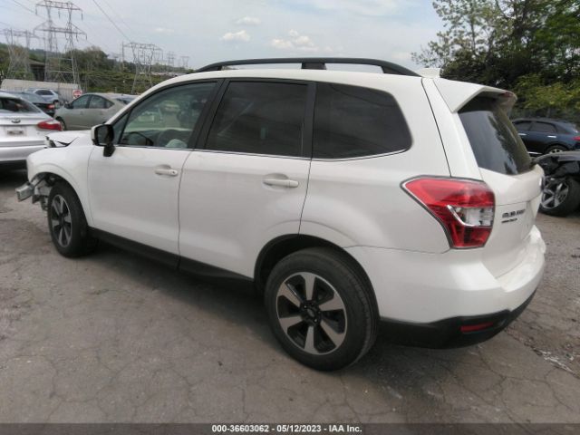 JF2SJARC3HH516022 Subaru Forester Limited