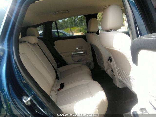 W1N4N4HB1NJ408176 Mercedes-Benz Gla Gla 250