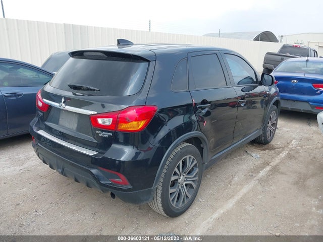JA4AP3AU9JZ010388 Mitsubishi Outlander Sport 2.0
