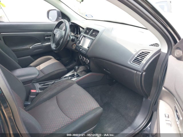 JA4AP3AU9JZ010388 Mitsubishi Outlander Sport 2.0