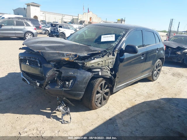 4A4AP3AU3FE028558 Mitsubishi Outlander Sport Es