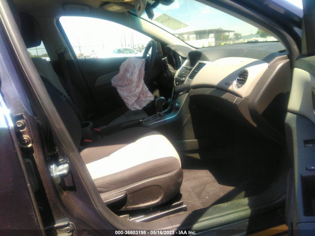 Chevrolet Cruze Limited Ls 2016 1G1PC5SG2G7168455 Image 7