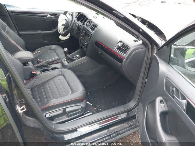 3VW5S7AJXFM415314 Volkswagen Jetta Sedan 2.0t Gli Se