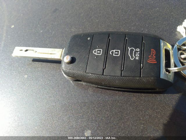 5XYPHDA11GG002642 KIA SORENTO EX