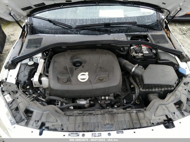 2015 VOLVO S60 T5 DRIVE-E PLATINUM VIN: YV140MFD2F2306529