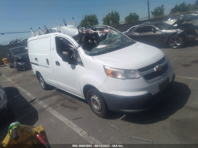 2015 3N63M0YN6FK711136 main image