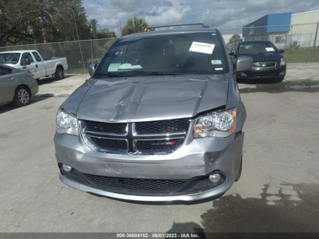 2C4RDGCG4JR300001 Dodge Grand Caravan Sxt