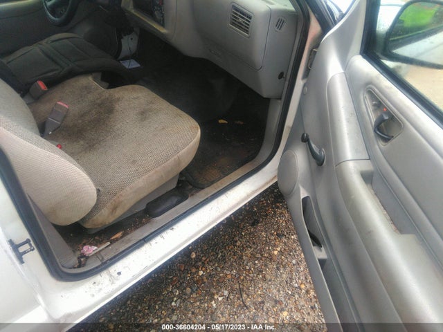 1997 ISUZU HOMBRE S/XS VIN: 1GGCS1441V8659805