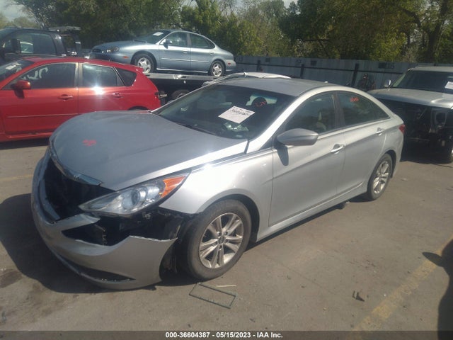 Hyundai SONATA GLS 2014 5NPEB4AC0EH853671 Image 2