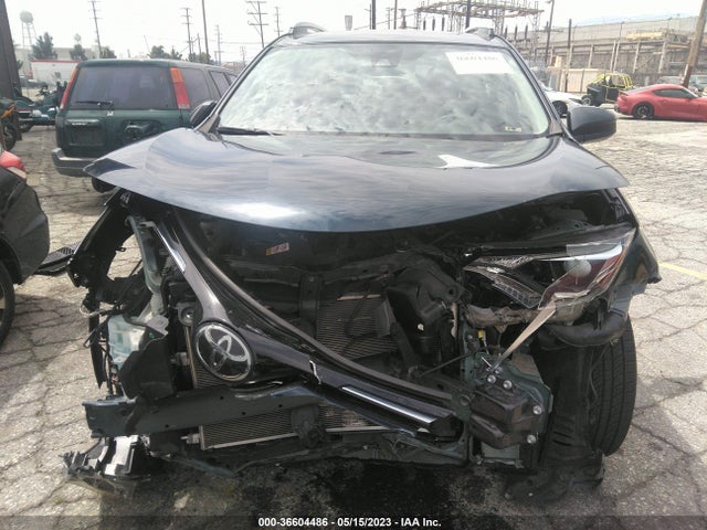 Toyota RAV4 LE 2018 JTMZFREV5JJ197077 Image 7