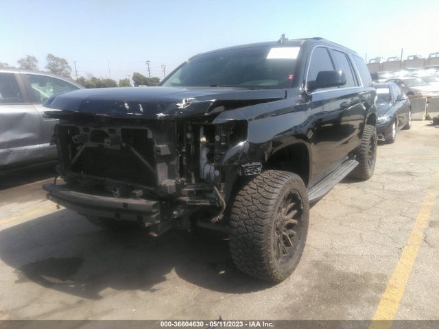 Chevrolet Tahoe Lt 2017 1GNSCBKC7HR332437 Image 2