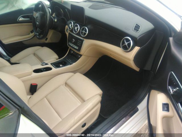WDDSJ4GBXKN724584 Mercedes-Benz Cla Cla 250