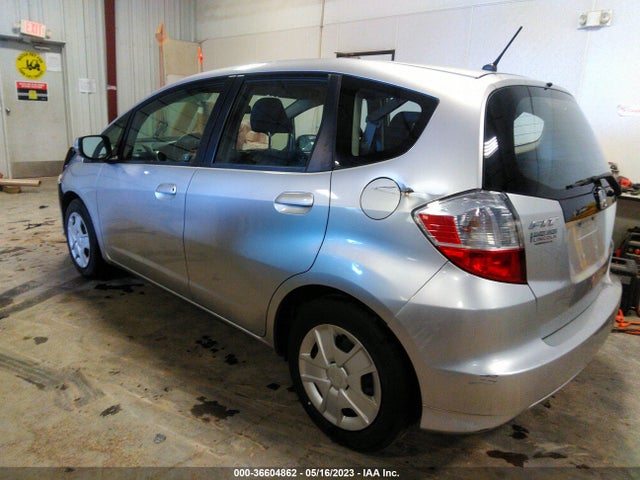 2013 HONDA FIT VIN: JHMGE8H3XDC036200