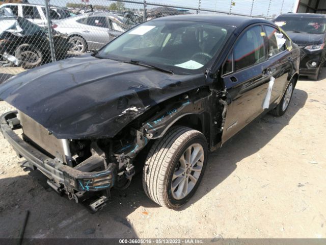 3FA6P0LU4KR180015 Ford Fusion Hybrid Se