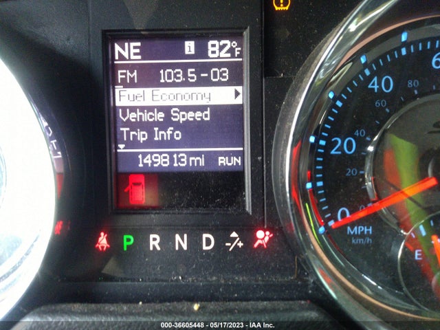2C4RC1HG1ER199871 Chrysler Town & Country S