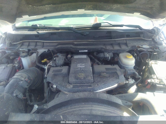 3C6UR5DL1JG275812 RAM 2500 Slt