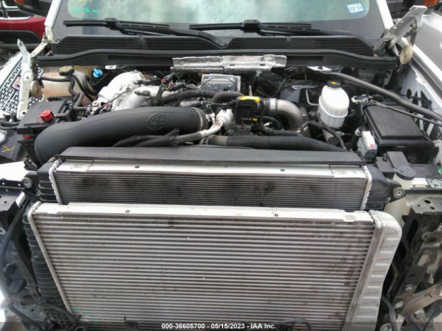 1GT12UEY5JF284535 GMC Sierra 2500hd Denali