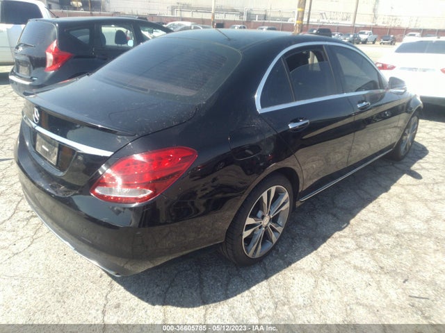 55SWF4JB5GU126199 Mercedes-Benz C-class C 300