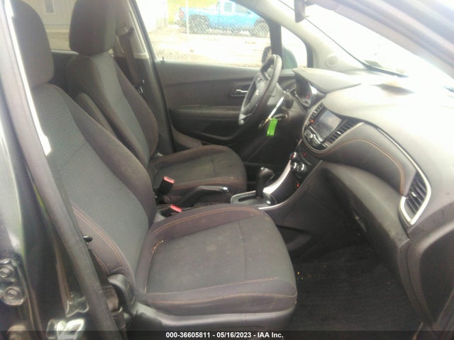 Chevrolet TRAX LS 2020 3GNCJNSB7LL111925 Image 5