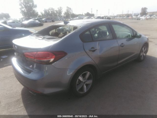 3KPFL4A79JE278991 KIA FORTE S