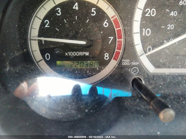 2005 TOYOTA SIENNA CE/LE VIN: 5TDZA23C35S324800