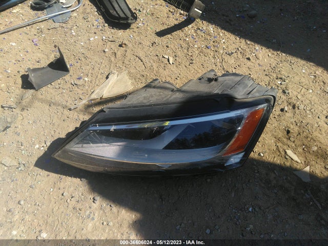 3VWD17AJ3EM350366 Volkswagen Jetta Sedan Se