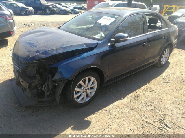 3VWD17AJ3EM350366 Volkswagen Jetta Sedan Se