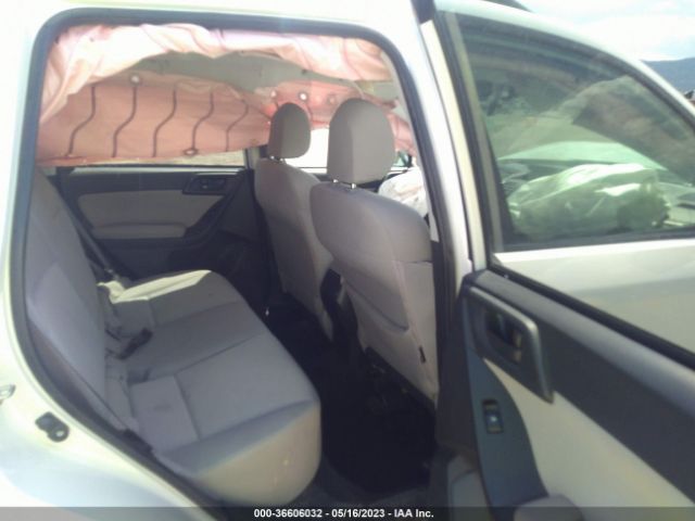 JF2SJADC9GH463946 Subaru Forester 2.5i Premium