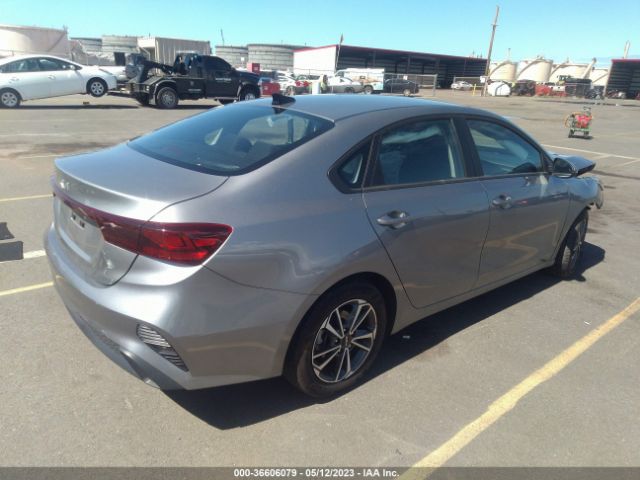 3KPF24ADXNE424250 KIA Forte Lxs