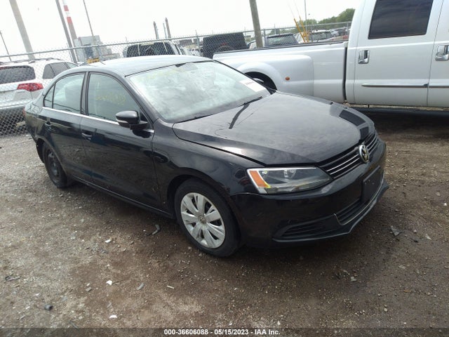 2013 VOLKSWAGEN JETTA SEDAN SE VIN: 3VWDP7AJ4DM402116