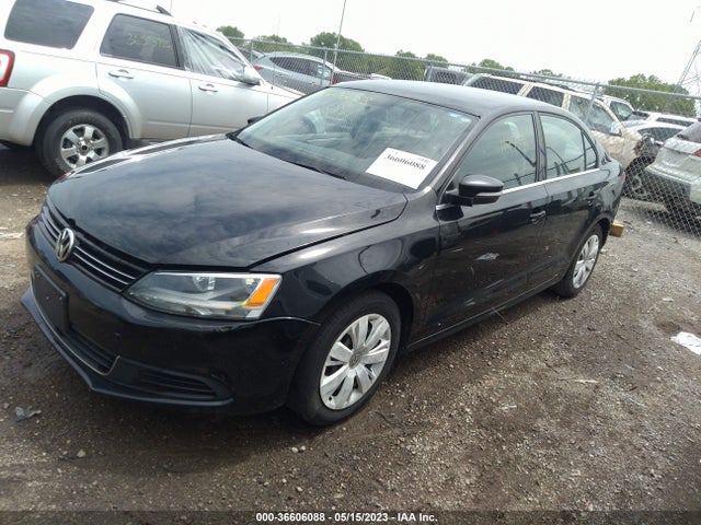 2013 VOLKSWAGEN JETTA SEDAN SE VIN: 3VWDP7AJ4DM402116
