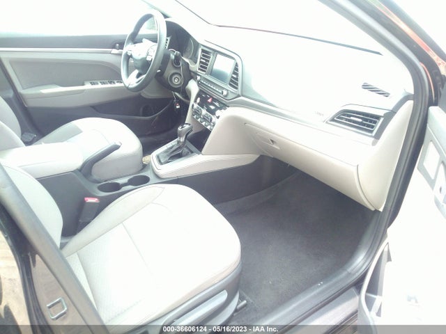 2020 HYUNDAI ELANTRA SEL VIN: 5NPD84LF1LH566032