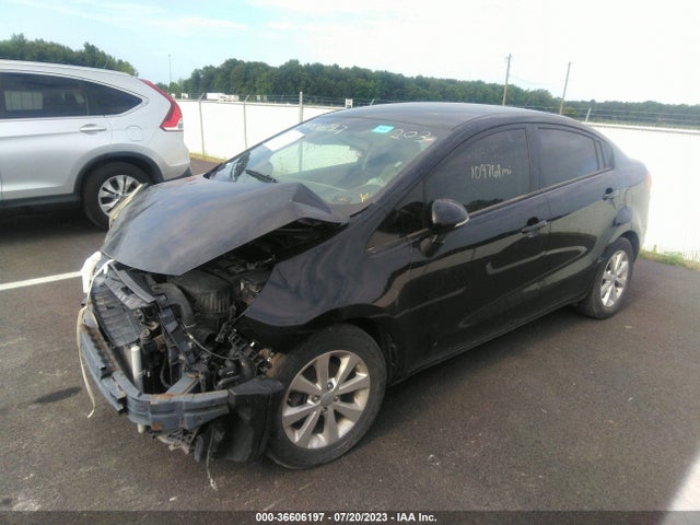 KIA RIO EX 2014 KNADN4A38E6404152 Image 2